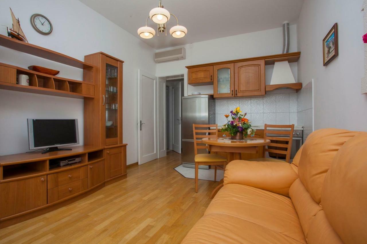 Apartments Vlado Podgora Exteriör bild